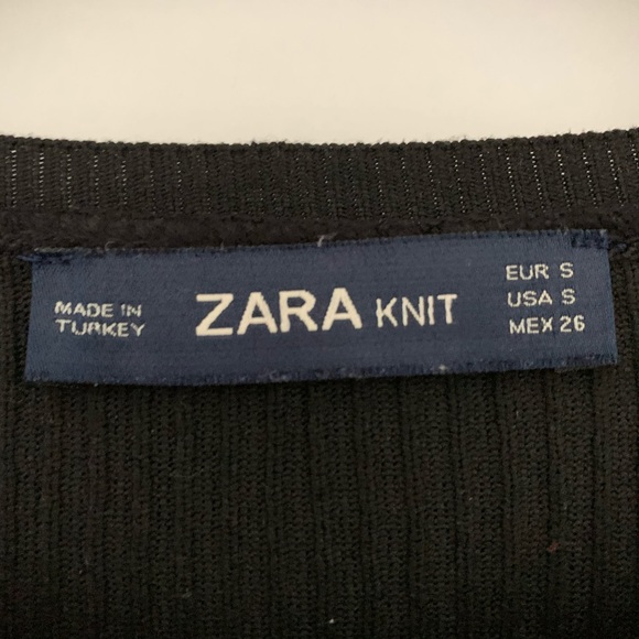 Small Black Zara blouse - Picture 3 of 3